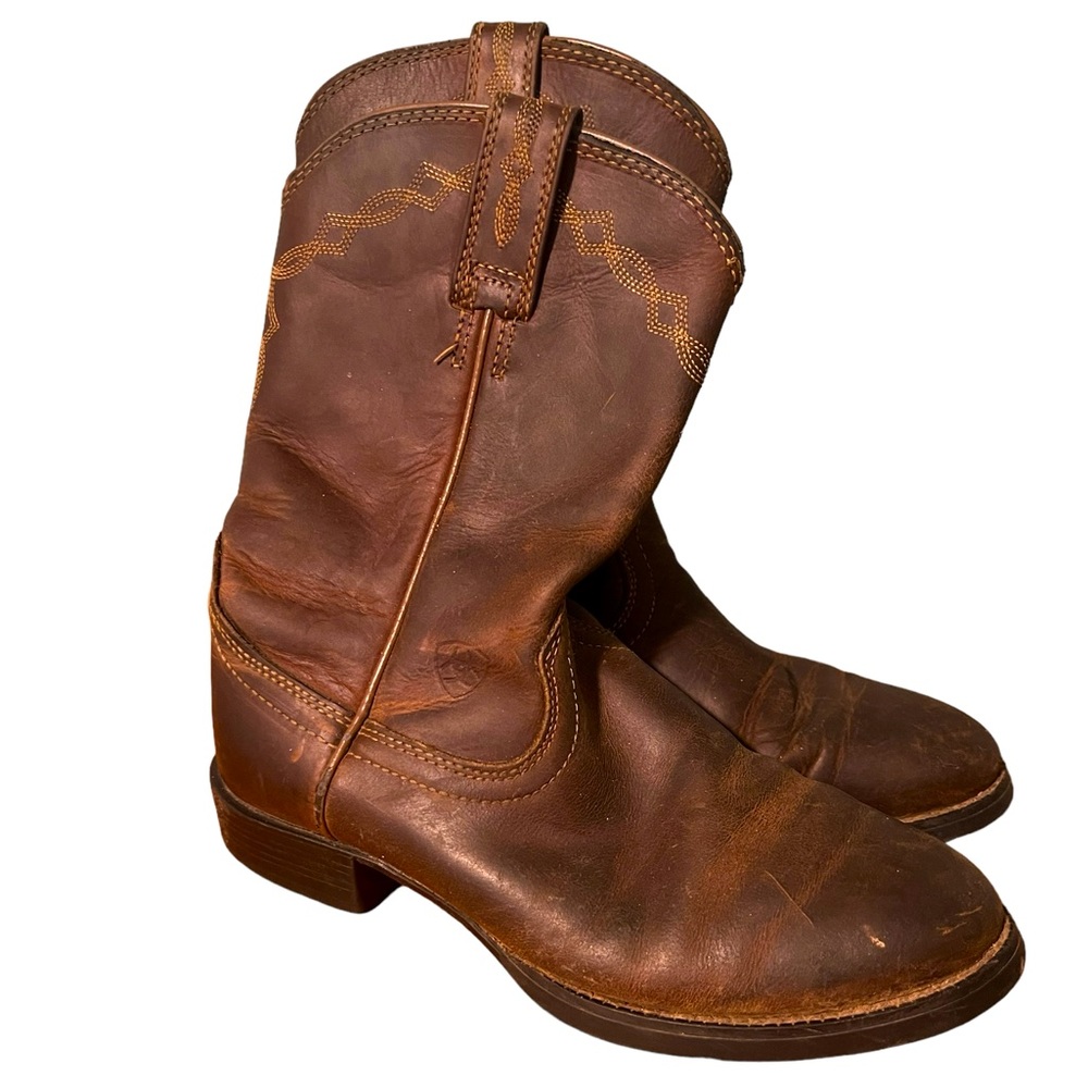 Ariat heritage roper western/cowgirl leather boots women’s size 6B (medium) -GUC